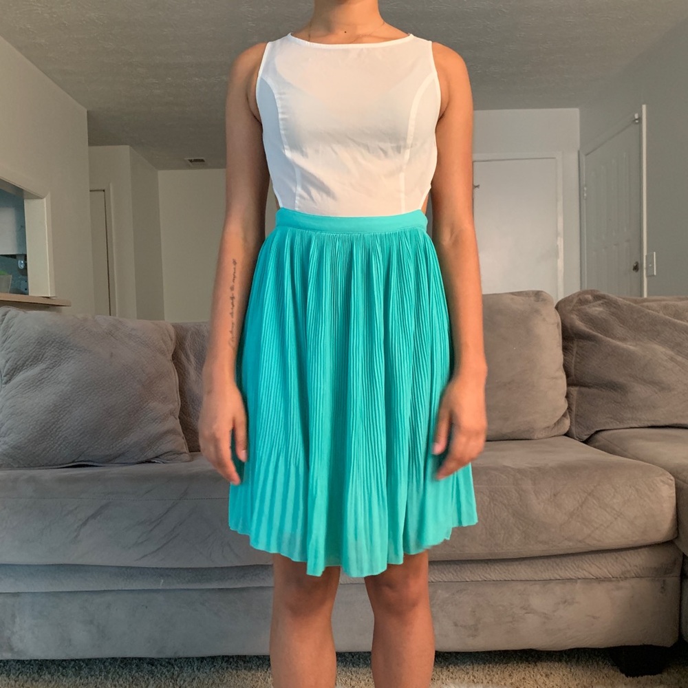 Chiffon Pleated Teal Skirt Dress w/ White Top Sz S
